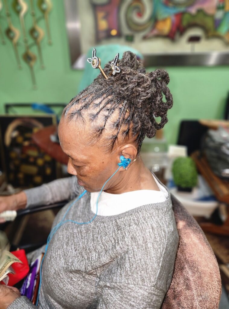 Loc Royalty Gallery Photo 4